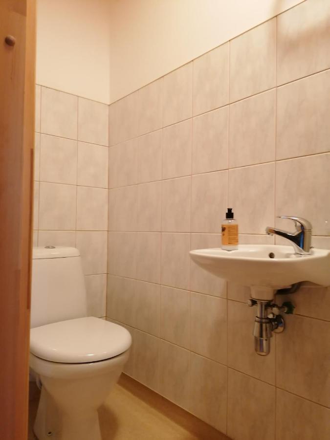 Guest House Unguri Stalbe المظهر الخارجي الصورة