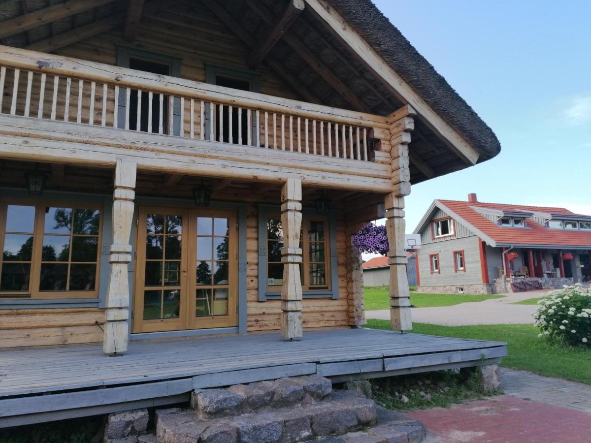 Guest House Unguri Stalbe المظهر الخارجي الصورة